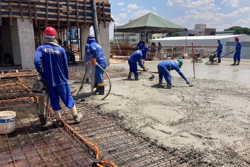 Estratégias de recrutamento para empresas de construção
