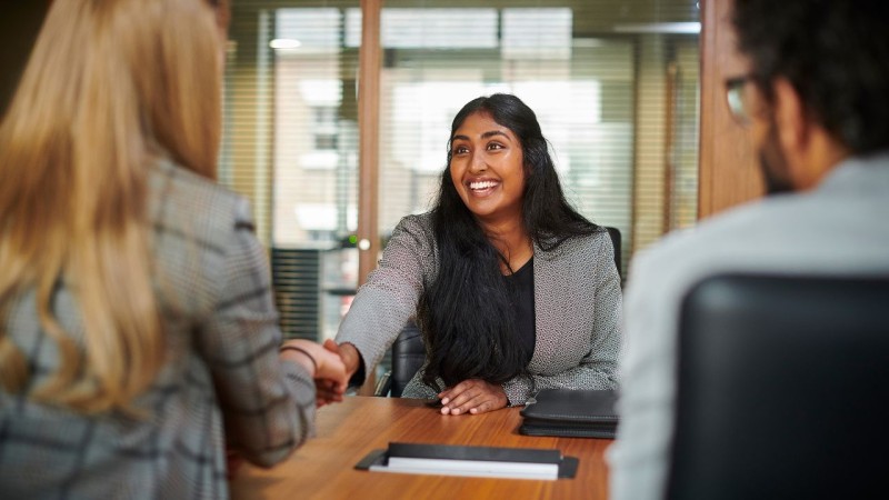 Entrevistando candidatos para uma função de liderança?