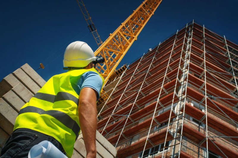 O que é uma agência de recrutamento para construção?