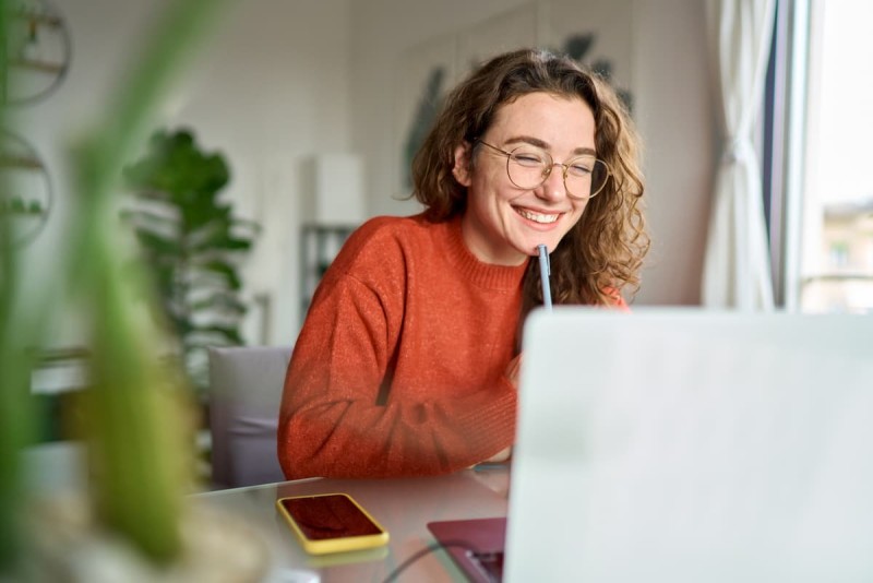 Build a Strong Salesperson Team