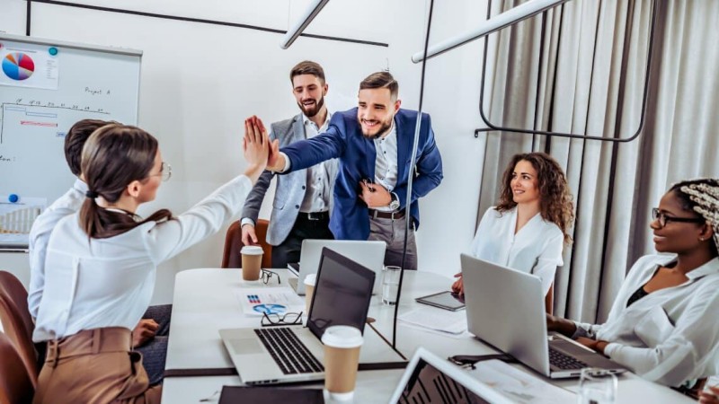 Talentos de Alta e Média Gerência para o Setor Químico