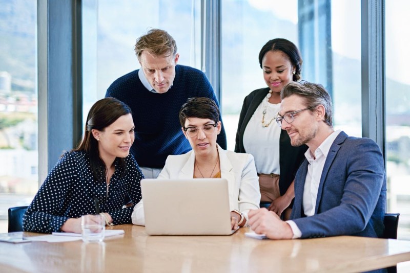 Mapeamento e headhunting em engenharia de software