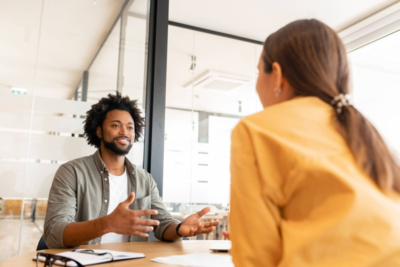 Como negociar salário em um novo emprego